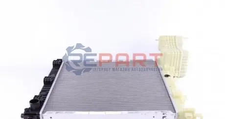 Радіатор охолодження MB Vito (W638) 2.2CDI/2.3TD 96- NRF 50583 Купити в Україні