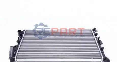 Радіатор охолодження Renault Megane/Scenic 1.4-2.0 dCi 96-03 NRF 58025 Купити в Україні
