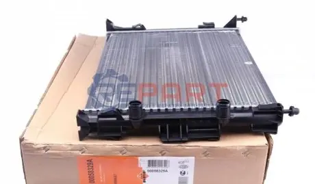 Радіатор охолодження Renault Megane II/Scenic II 02-09 (Економ-клас) NRF 58329A Купити в Україні