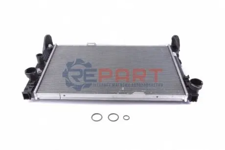 Радіатор охолодження MB E-class (W212) 1.8-3.5 07- NRF 58335 Купити в Україні