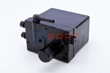Опрокидывающий насос, кабина PE AUTOMOTIVE 03360000A