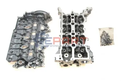 Головка блоку двигуна RENAULT 11 04 150 59R Купити в Україні