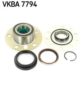 Комплект підшипника колеса задн Лів/Прав (42x82x40) TOYOTA FORTUNER, HILUX VIII 2.4D-4.0 06.04 SKF VKBA7794