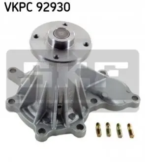 Насос охолоджуючої рідини, з ущільненням NISSAN CABSTAR, NAVARA, NAVARA NP300, NP300, NT400 CABSTAR, PATHFINDER III, PICK UP 2.5D 11.01 SKF VKPC92930
