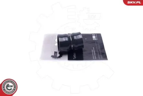Патрубок интеркулера Citroen Berlingo, C3/Peugeot 207/3008/Partner 1.6HDi 06- SKV GERMANY 24SKV560