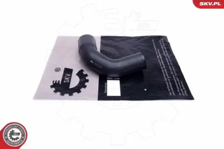 Патрубок інтеркулера Volvo S40/V40 1.9DI 00-04 SKV GERMANY 24SKV675