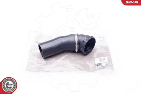 Патрубок інтеркулера BMW 5 (E60)/6 (E63) 2.5D/3.0D04-10 M57 SKV GERMANY 24SKV721