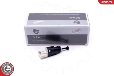 Датчик педалі гальма Renault Clio/Espace/Logan 1.2-3.5 V6 01- (4 конт.) SKV GERMANY 38SKV816