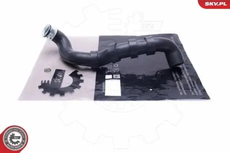Патрубок радіатора (нижній) MB C-class (CL203/S203/W203) 2.2D 00-07 SKV GERMANY 43SKV895