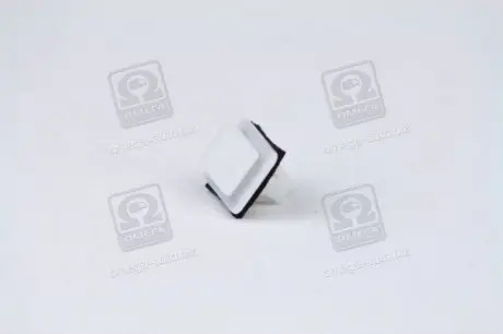 Кліпса кріплення SSANGYONG 7956821000