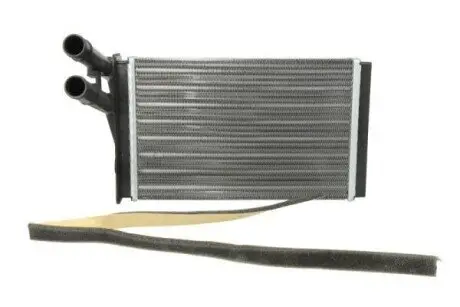 Радіатор пічки AUDI 80 B3, 80 B4, 90 B2, 90 B3, A4 B5, A4 B6, CABRIOLET B3, COUPE B2, COUPE B3, QUATTRO SKODA SUPERB I VW PASSAT B5, PASSAT B5.5, PASSAT B6 1.4-4.0 07.80 Thermotec D6W002TT Купити в Україні
