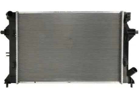 Радіатор двигуна (мкпп) HYUNDAI ELANTRA VI, I30 1.4/1.6/2.0 02.16-12.20 Thermotec D70522TT