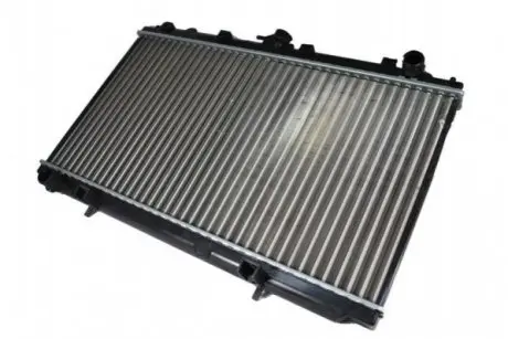Радіатор двигуна (мкпп) NISSAN PRIMERA 1.6/1.8/2.0 06.96-07.02 Thermotec D71003TT Купити в Україні