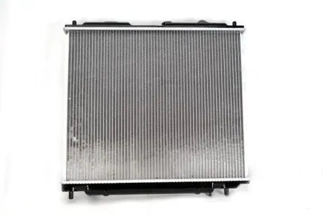 Радіатор двигуна (мкпп) MITSUBISHI PAJERO II 2.8D 06.94-10.99 Thermotec D75003TT