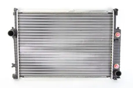 Радіатор двигуна (акпп) BMW 5 (E34), 7 (E32) 3.0-3.8 03.85-07.95 Thermotec D7B020TT