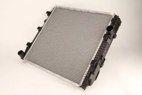Радіатор Thermotec D7ME010TT
