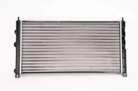 Радіатор двигуна (мкпп) SKODA FELICIA I, FELICIA II 1.6/1.9D 08.95-04.02 Thermotec D7S006TT