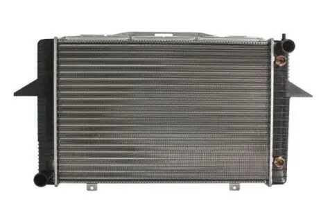Радіатор двигуна (акпп) VOLVO 850, C70 I, S70, V70 I 2.0-2.5D 06.91-10.05 Thermotec D7V008TT