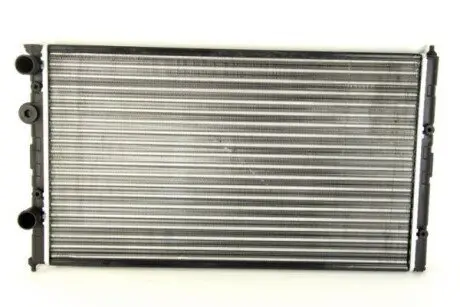 Радіатор двигуна (мкпп) SEAT AROSA, CORDOBA, CORDOBA VARIO, IBIZA II, INCA VW CADDY II, GOLF III, LUPO I, PASSAT B3/B4, POLO, POLO III, POLO III CLASSIC, VENTO 1.0-2.9 06.91-07.05 Thermotec D7W030TT Купити в Україні