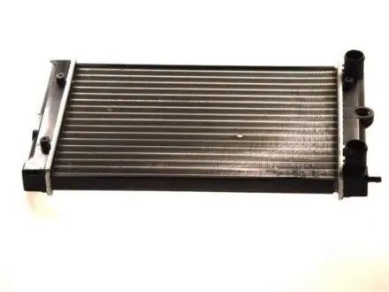 Радіатор двигуна (мкпп) VW DERBY, GOLF I, GOLF II, JETTA I, JETTA II, PASSAT B2, POLO, POLO CLASSIC, POLO II, SANTANA, SCIROCCO 1.0-1.8 04.74-09.94 Thermotec D7W033TT Купити в Україні