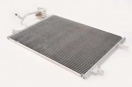 Конденсатор кондиціонера MERCEDES S (W140) AUDI A6 C5, ALLROAD C5 2.5D/3.2 10.95-08.05 Thermotec KTT110081 Купити в Україні