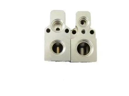 Розширювальний клапан кондиціонера AUDI A3, TT RENAULT KANGOO, MEGANE I, SAFRANE I, SAFRANE II, SCENIC I SEAT AROSA, CORDOBA, CORDOBA VARIO, IBIZA II, IBIZA IV, IBIZA IV SC 1.0-Electric 01.81 Thermotec KTT140003