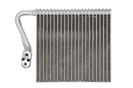 Випаровувач кондиціонера RENAULT GRAND SCENIC II, MEGANE II, SCENIC I, SCENIC II 1.4-2.0D 09.99 Thermotec KTT150041