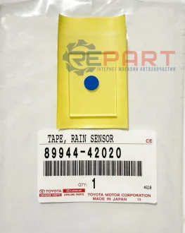 Наклейка датчика дощу TOYOTA 8994442020