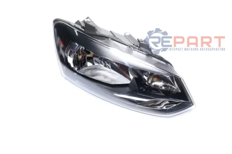 Фара пра. VW POLO 15- TYC 20-E749-05-2B