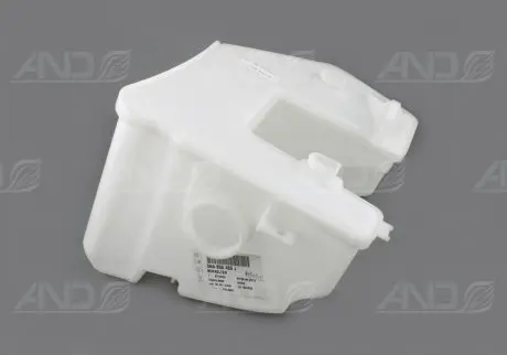 Бачок омивача VW Passat 10-14 VAG 3AA955453J Купити в Україні