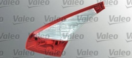 Фонарь задний Valeo 043857