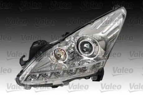Фара автомобильная Valeo 044841