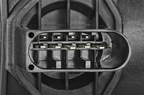 Автозапчасть Valeo 253700