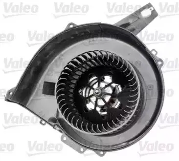 Компресор салону Valeo 715240