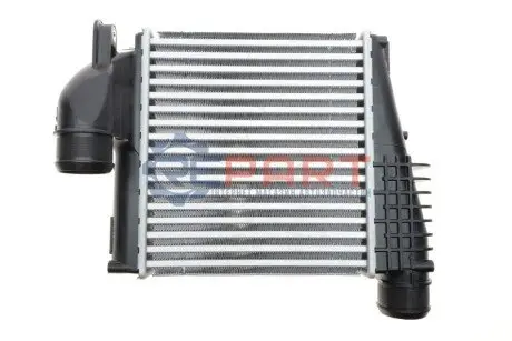 Радіатор інтеркулера Peugeot 3008/308SW 1.2-2.0D 13 Valeo 818290