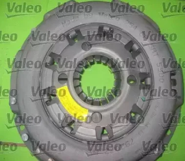 Комплект зчеплення FIAT DUCATO 2.3D 07.06 Valeo 826719