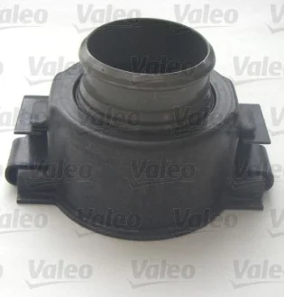 Комплект зчеплення (235мм) IVECO DAILY III, DAILY IV 2.3D 09.02-08.11 Valeo 827154