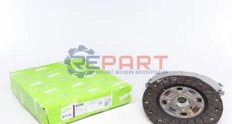Комплект зчеплення (240мм) MERCEDES MARCO POLO CAMPER (W447), SPRINTER 2-T (B901, B902), SPRINTER 3,5-T (B906), SPRINTER 3,5-T (B909), SPRINTER 3-T (B903), SPRINTER 3-T (B906) 1.8-3.5 04.00 Valeo 832388