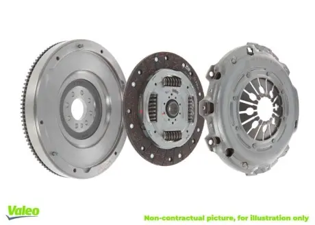 Комплект зчеплення із жорстким маховиком VOLVO C30, S40 II, V50 FORD C-MAX, FOCUS C-MAX, FOCUS II, MONDEO III 1.8/1.8ALK/2.0 10.00-12.12 Valeo 835165