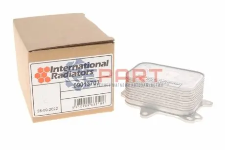 Радіатор масляний Citroen Berlingo/Peugeot Partner 1.6 HDi 11- (теплообмінник) Van Wezel 09013703 Купити в Україні