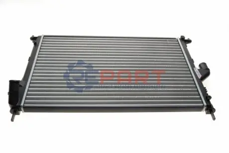 Радіатор охолодження Dacia Logan 1.2-1.6LPG 04- (+AC) Van Wezel 43002477 Купити в Україні