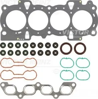 Комплект прокладок двигуна (верх) FORD COURIER, FIESTA IV, FOCUS I 1.6/1.6ALK 10.98-12.11 VICTOR REINZ 023173004