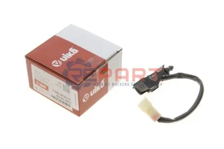 Форсунка омивача скла VW Passat/Golf 98-05 (переднього)(з підігрівом) Vika 99551819301 Купити в Україні