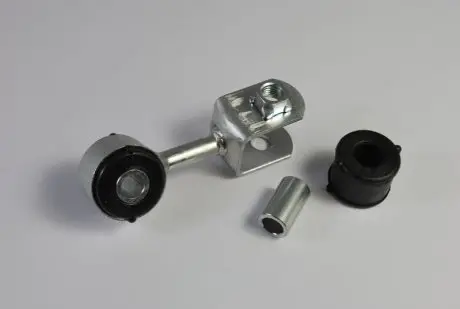 Стійка стабілізатора передн Прав 74mm TOYOTA GRANVIA, HIACE / COMMUTER V, HIACE IV, HIACE V, YARIS 1.3-3.0D 08.89 YAMATO J62028YMT Купити в Україні