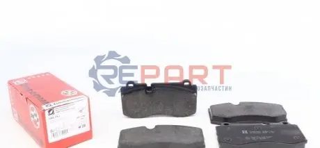 Колодки гальмівні (передні) MB (W211) 2.1-5.5 05-13 (Brembo) ZIMMERMANN 239601751 Купити в Україні